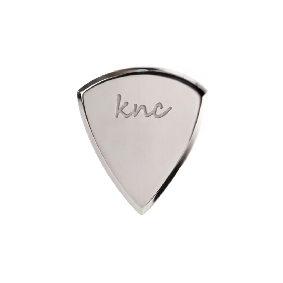 gümüş gitar penası, 925 ayar gümüş pena, orijinal gümüş pena, kişiye özel gitar penası, isimli pena, gümüş pena kolye, müzisyen hediyesi, elektro gitar penası, premium pena.